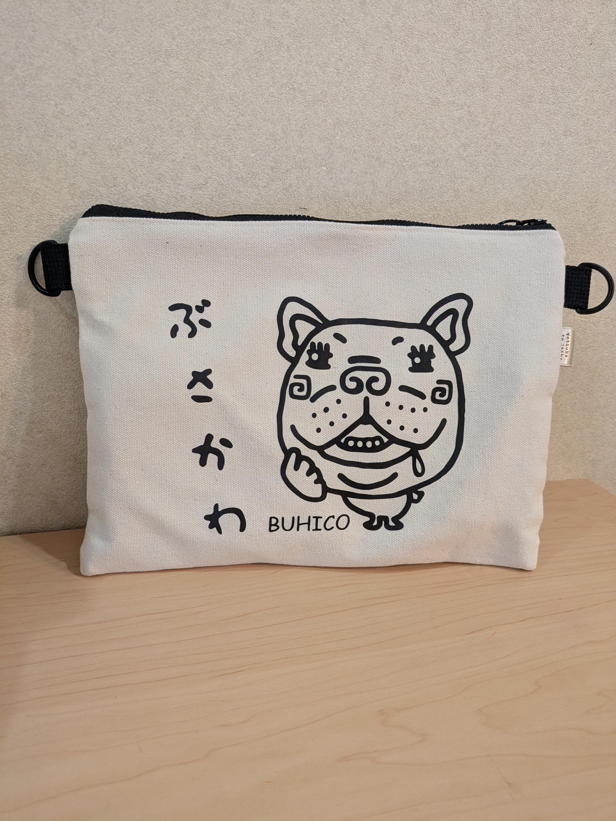 ぶさかわBUHICOのサコッシュ